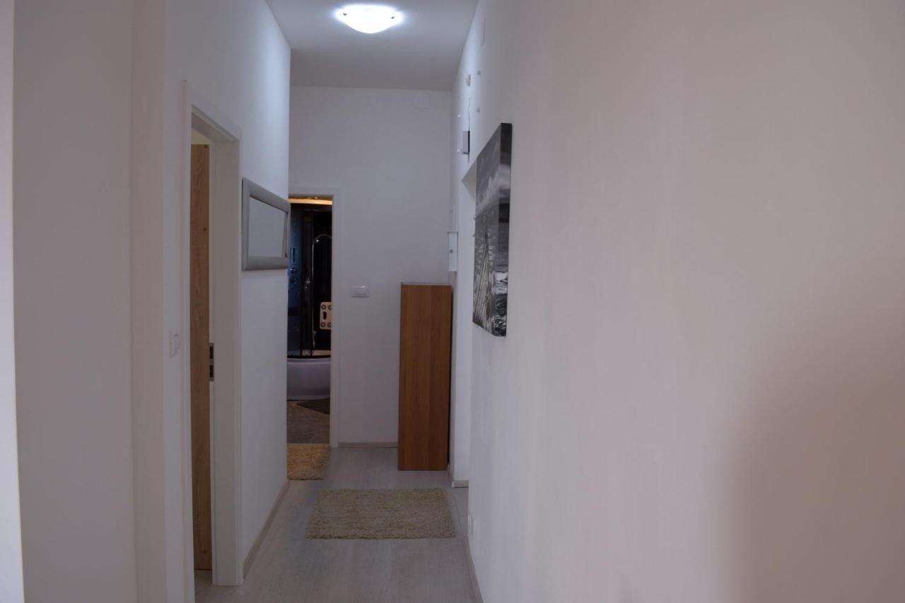Ferienwohnung Richi Split Exterior foto
